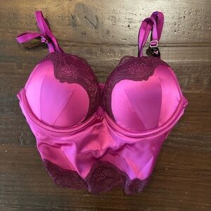 Victoria's Secret Bombshell Fuchsia Satin and Lace Bralette 32A